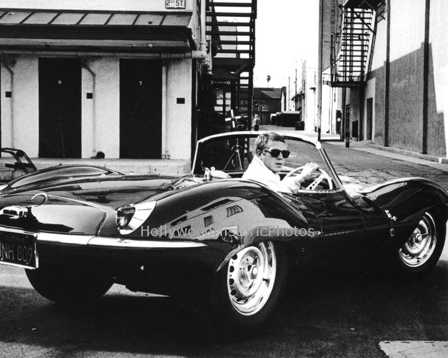 Steve McQueen 1963 In his Jaguar leaving the Paramount lot.jpg